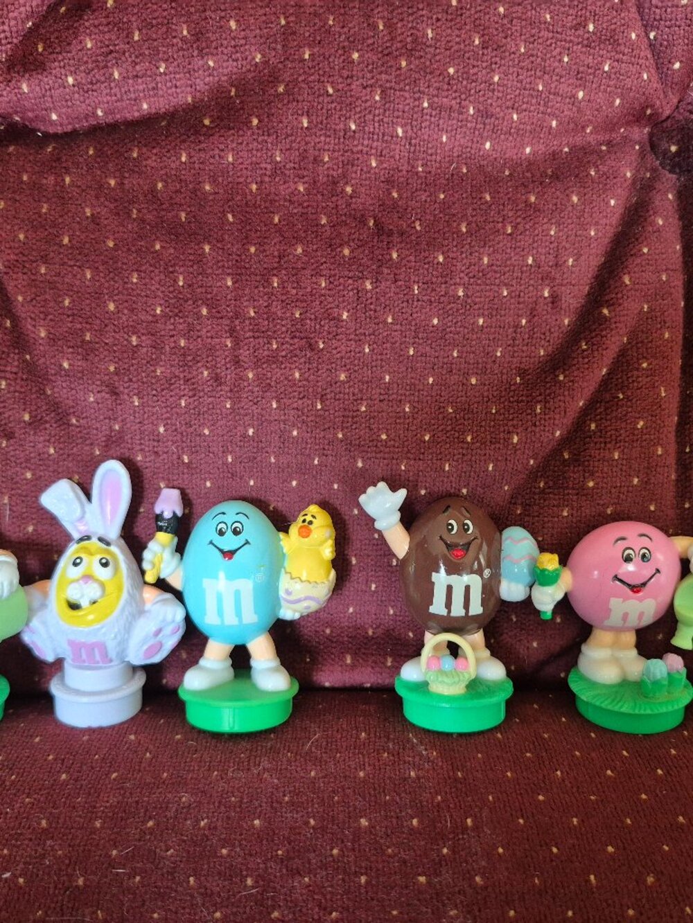 M&M Easter toppers